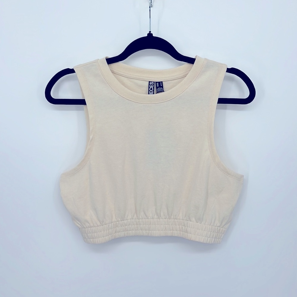 PIECES Crop Top - Picture 4 of 5